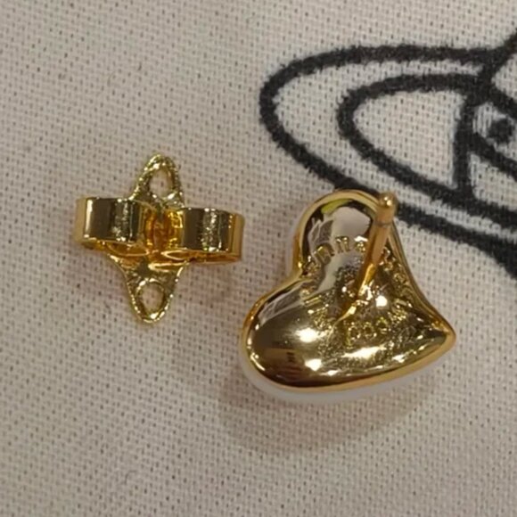 Vivienne Westwood Pearl Heart Orb Earrings - Picture 4 of 5